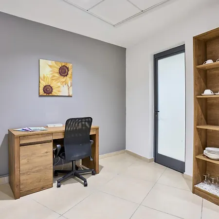 Apartamento In *